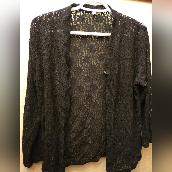 Vintage Black Lace Cardigan | Sheer Floral Lace | Romantic Y2K - Picture 7 of 8